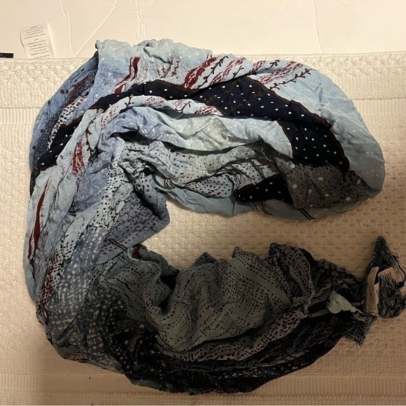 Treasure & Bond Accessories - Treasure & Bond Blue with Burgundy Printed Scarf